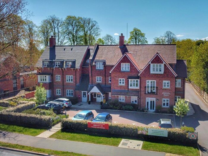 2 Bedroom Apartment For Sale In Woburn Street, Ampthill, Bedfordshire, MK45