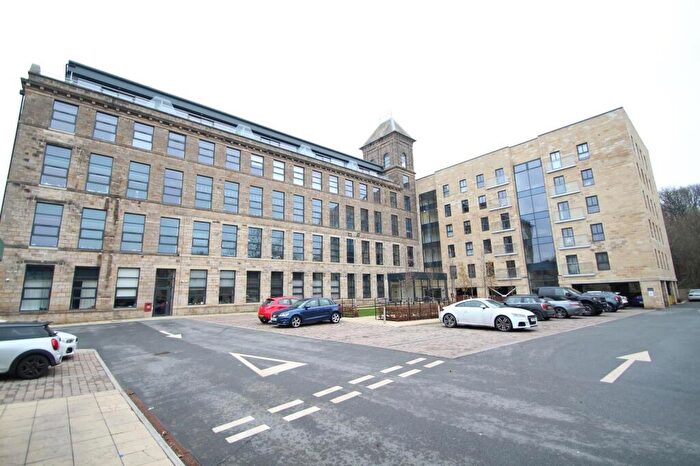 2 Bedroom Flat To Rent In Horsforth Mill, Low Lane, Horsforth, Leeds, LS18