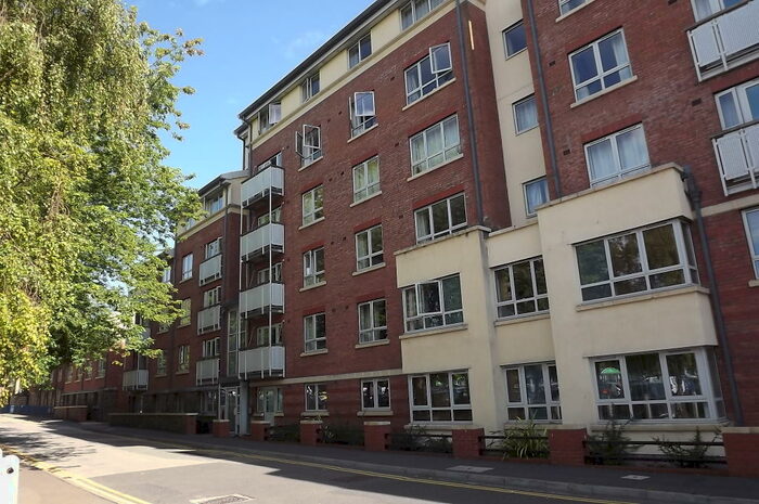 1 Bedroom Apartment To Rent In St Peters Court, New Charlotte Street, Bedminster, BS3
