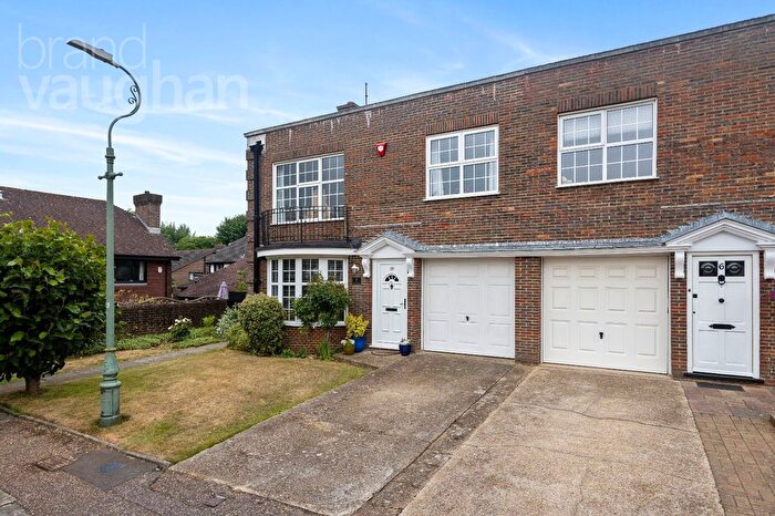 4 Bedroom End Terrace House For Sale In Kestrel Close, Hove, East Sussex, BN3