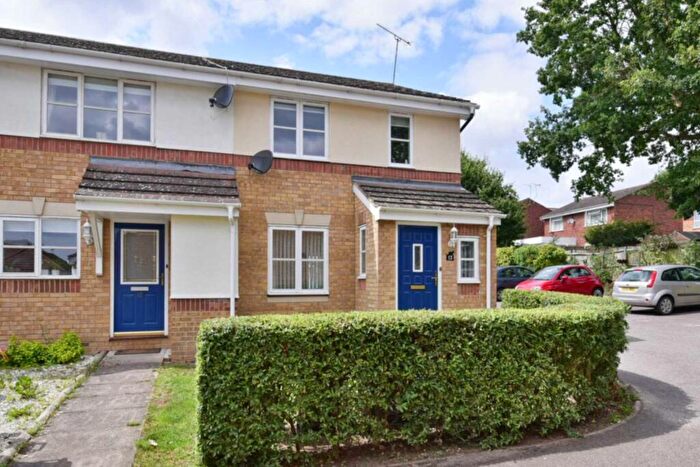 3 Bedroom Semi Detached House For Sale In Bell View, St Albans, AL4