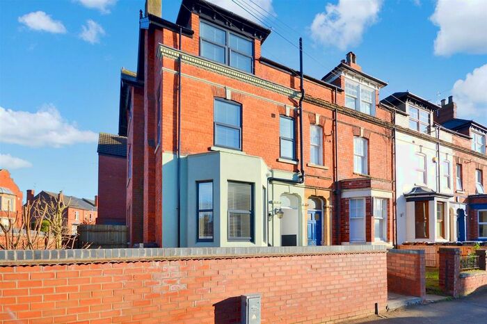 1 Bedroom Flat To Rent In Whisby House, West Parade, Lincoln, LN1