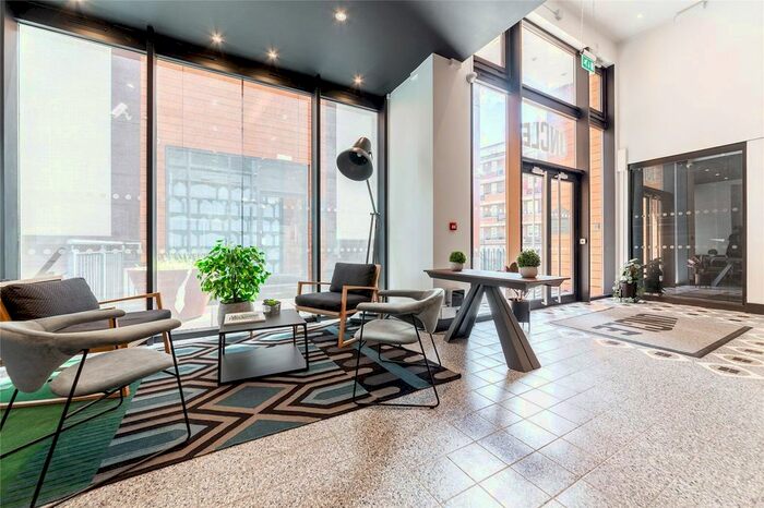 Studio To Rent In Uncle Stockwell, Courland Grove, London, SW8