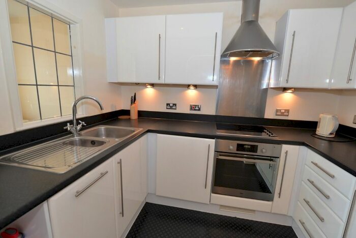 1 Bedroom Flat To Rent In Briton Street, Southampton, SO14