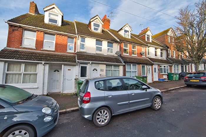 2 Bedroom Maisonette For Sale In Marshall Street, Folkestone, Kent, CT19