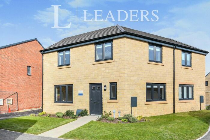 3 Bedroom Semi-Detached House To Rent In Moonbeam Street, Chesterfield, S45