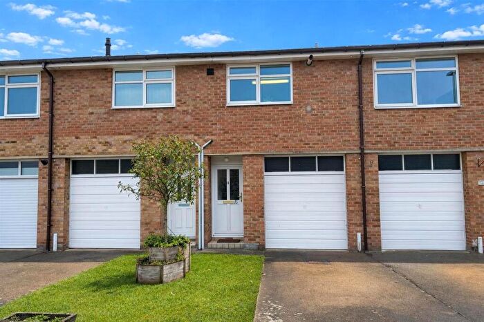 2 Bedroom Apartment For Sale In Rowan Court, Darlington, DL3