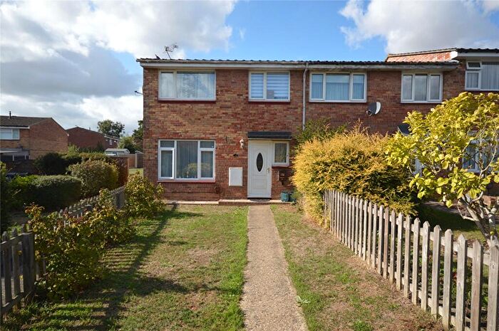 3 Bedroom End Of Terrace House For Sale In Foxglove Close, Witham, Essex, CM8