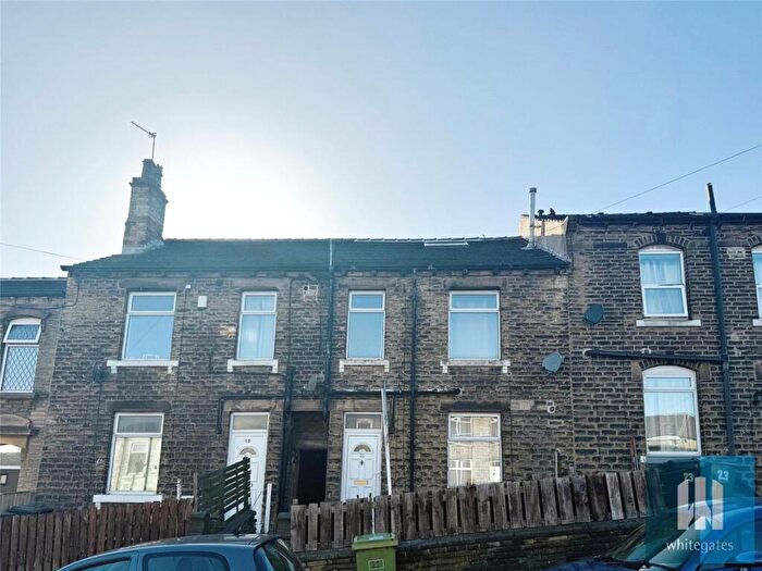 2 Bedroom Terraced House To Rent In North Street, Lockwood, Huddersfield, West Yorkshire, HD1