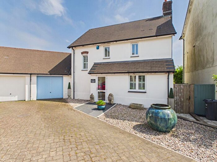 4 Bedroom Detached House For Sale In Beechwood Drive, Camelford, PL32