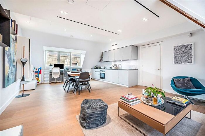 2 Bedroom Flat To Rent In Floral Street, Fitzrovia Amp; Covent Garden, WC2E