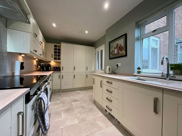 4 Bedroom Detached House For Sale In Mitford Road, South Shields, NE34