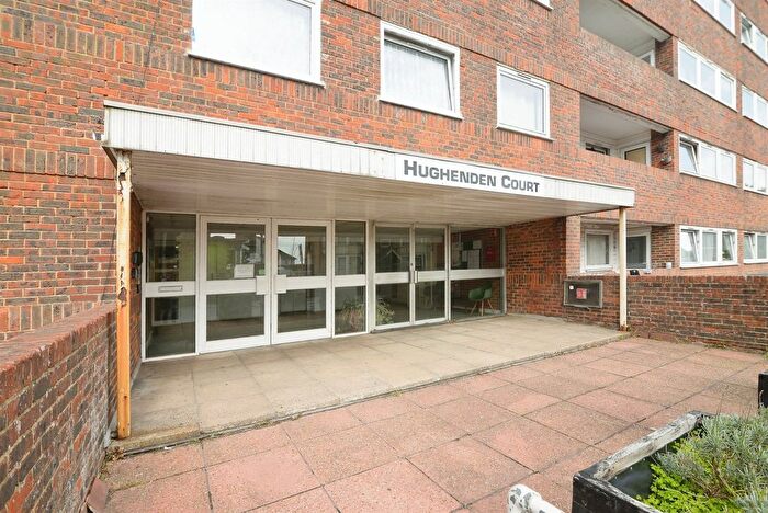 2 Bedroom Flat For Sale In Mount Pleasant Road, Hastings, TN34