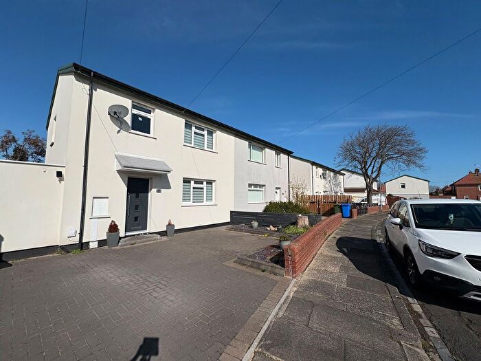 3 Bedroom Semi Detached House For Sale In Trevelyan Avenue, Blyth, NE24