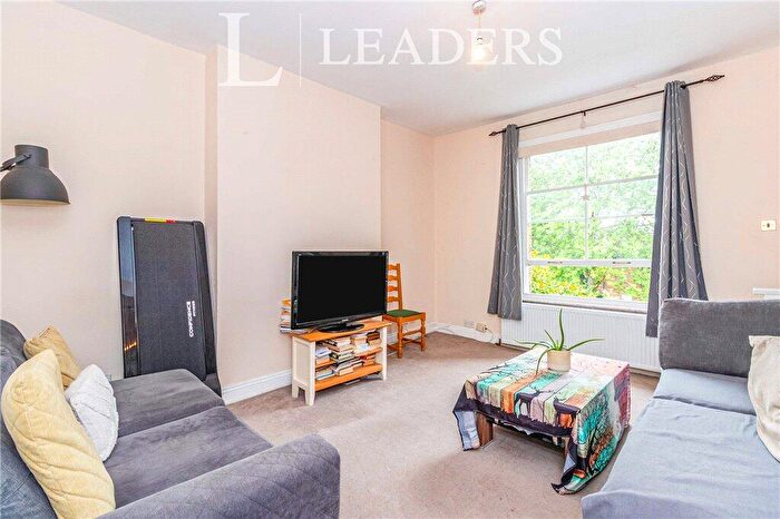 2 Bedroom Apartment For Sale In Surbiton Road, Kingston Upon Thames, Surrey, KT1