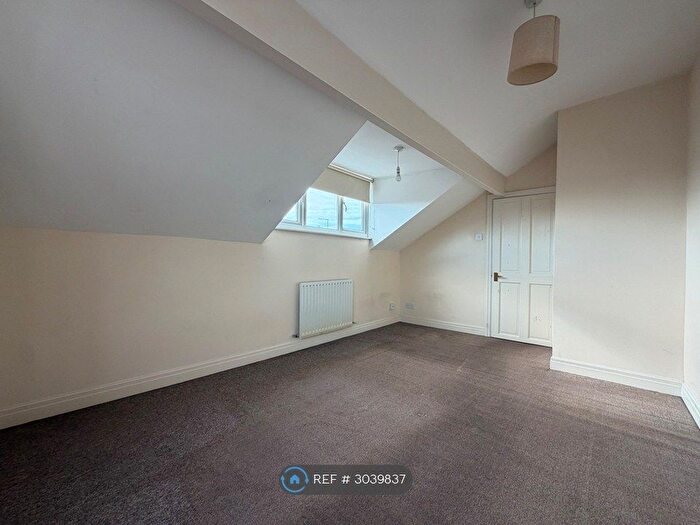 2 Bedroom Terraced House To Rent In Barden Mount, Leeds, LS12