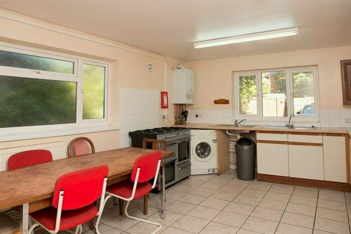 7 Bedroom House To Rent In Iffley Road, Oxford, OX4