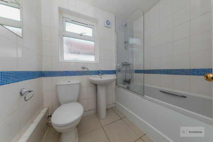 2 Bedroom Apartment To Rent In Whitehall Road, , Thornton Heath, CR7