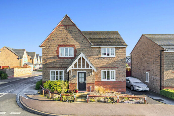 4 Bedroom Detached House For Sale In Grant Drive, Corby, NN18