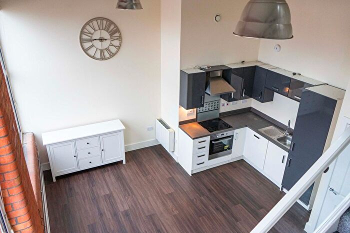 1 Bedroom Flat To Rent In Wheatsheaf Way, Knighton Fields, Leicester, LE2