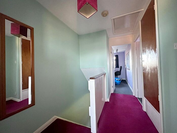 3 Bedroom Terraced House For Sale In Skylark Walk, Chelmsford, CM2