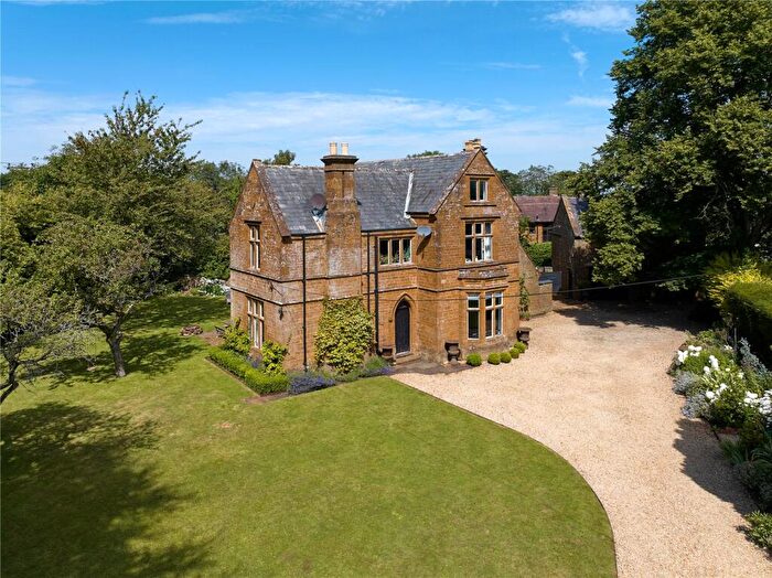 6 Bedroom Detached House For Sale In Edgehill, Banbury, Oxfordshire, OX15