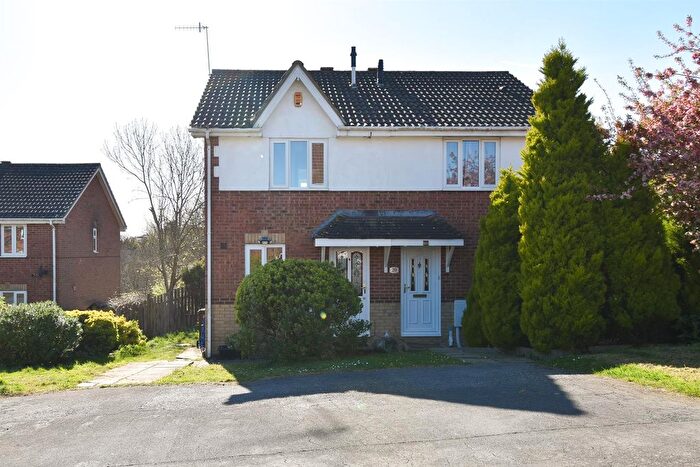 2 Bedroom Semi-Detached House For Sale In Mulberry Walk, St. Leonards-On-Sea, TN37