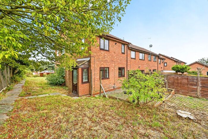 1 Bedroom Semi-Detached House To Rent In Hedge End, Northampton, Northamptonshire, NN4