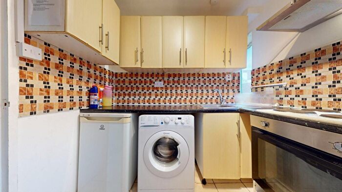 1 Bedroom Studio To Rent In Double Room, Chalton Street, Euston, NW1