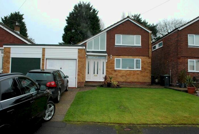 3 Bedroom Detached House To Rent In Lincoln Rise, Cowplain, Waterlooville, PO8