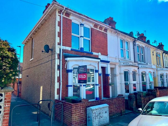 3 Bedroom End Of Terrace House To Rent In Pitcroft Road, Portsmouth, PO2