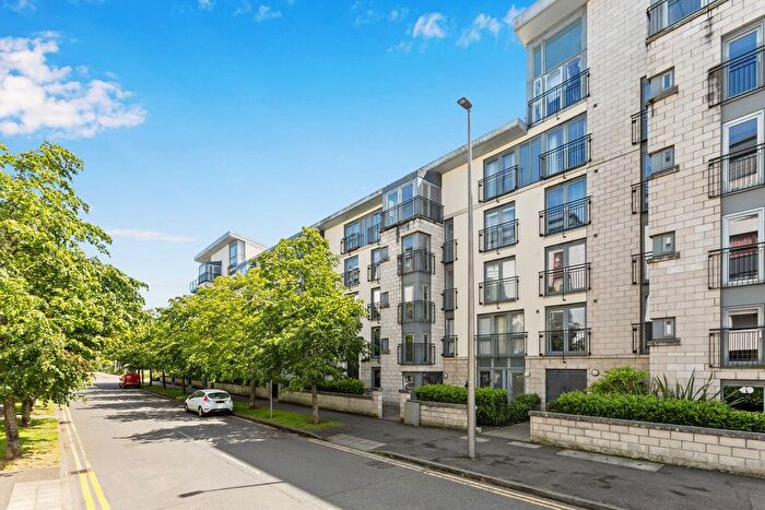 2 Bedroom Flat For Sale In / Waterfront Park, Granton, Edinburgh, EH5