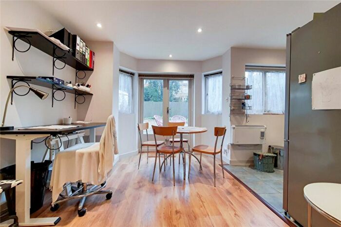 1 Bedroom Flat To Rent In Fellows Road, Belsize Park, NW3