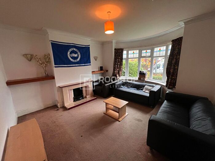 3 Bedroom House To Rent In St. Annes Road, Leeds, LS6