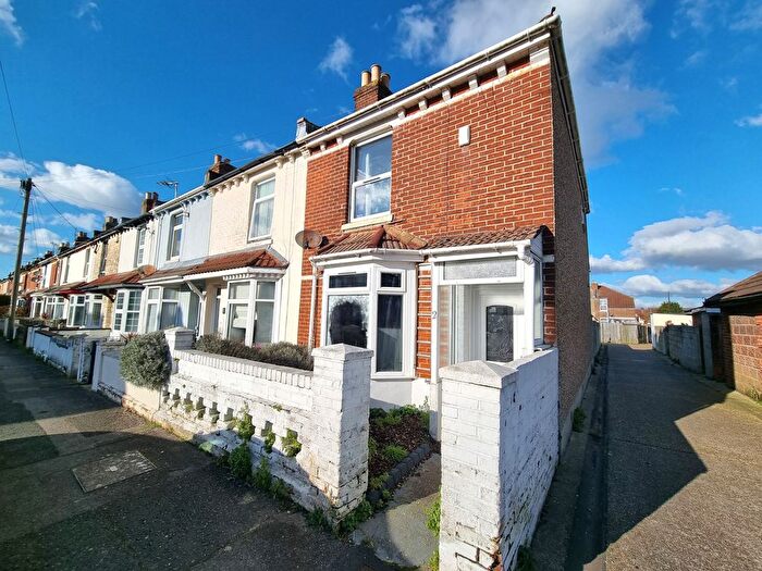 2 Bedroom Property To Rent In Richmond Road, Gosport, PO12