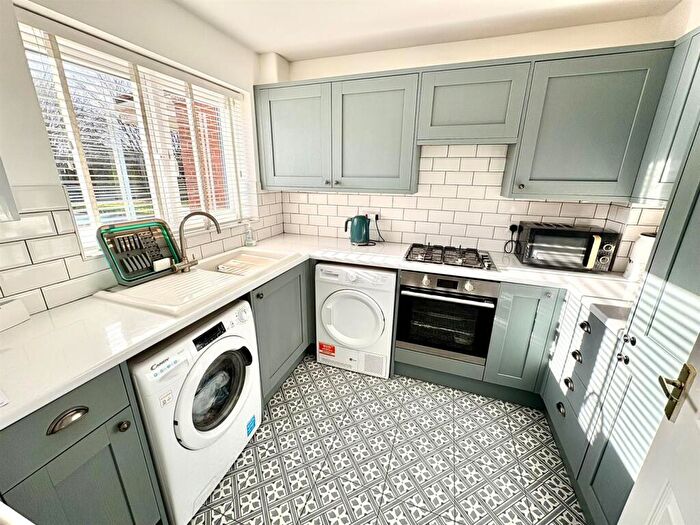 3 Bedroom Terraced House For Sale In Kirpal Road, Portsmouth, PO3