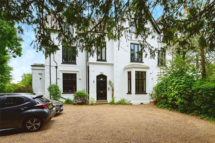 Flat For Sale In Wray Park Road, Reigate, Surrey, RH2