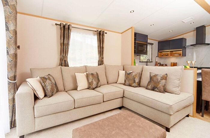 2 Bedroom Caravan For Sale In Castle Douglas, Dumfries And Galloway, DG7