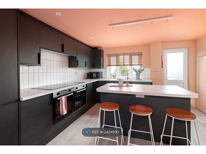 6 Bedroom Terraced House To Rent In Sheridan Road, Bath, BA2