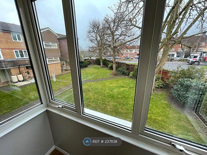 1 Bedroom Flat To Rent In Eton Wick Road, Eton Wick, Windsor, SL4
