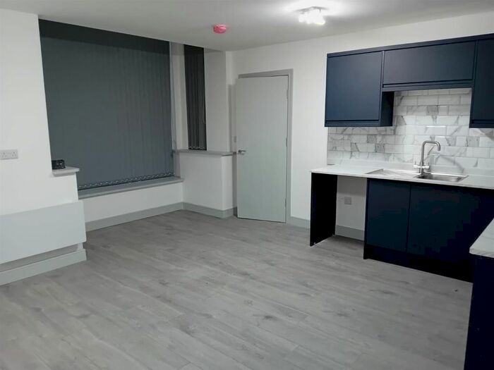 1 Bedroom Flat To Rent In Station Road, Desborough, Kettering, NN14