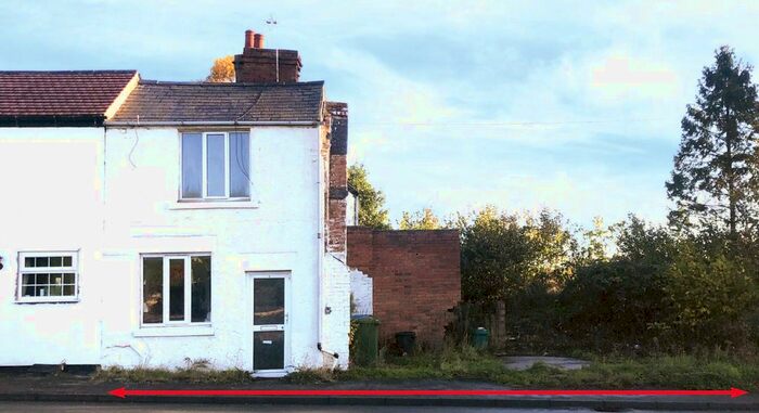 3 Bedroom End Of Terrace House For Sale In Bulkington Road, Shilton, Coventry, CV7
