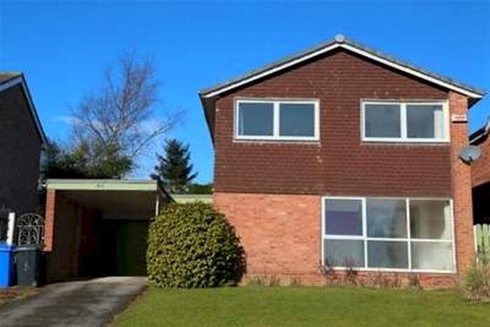 4 Bedroom Detached House To Rent In Alms Hill Road, Sheffield, S11