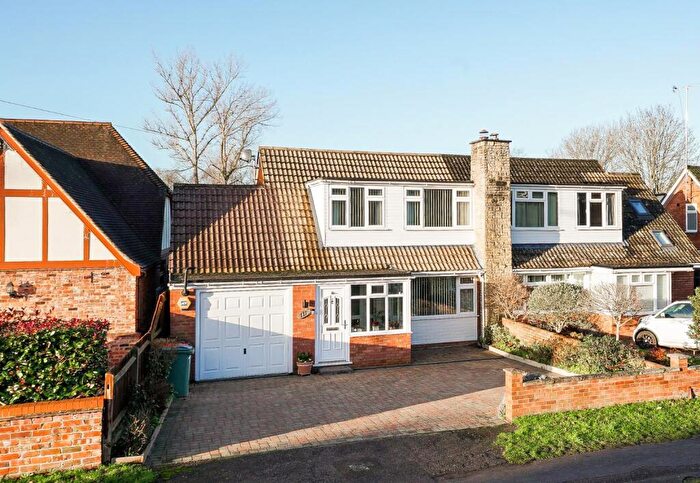 4 Bedroom Semi Detached House For Sale In Plantation Road, LU7