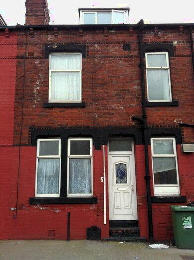 2 Bedroom Terraced House To Rent In Stanley Road, Leeds, LS9