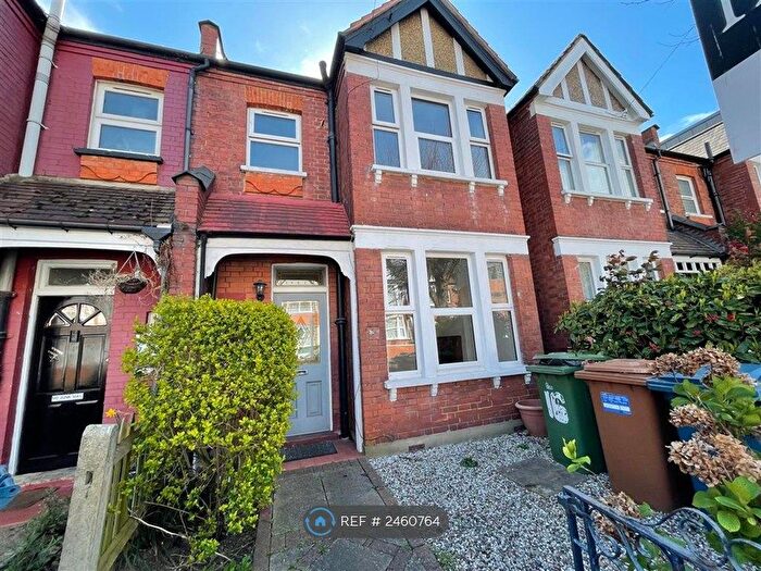 3 Bedroom Terraced House To Rent In Bruce Road, Harrow, HA3