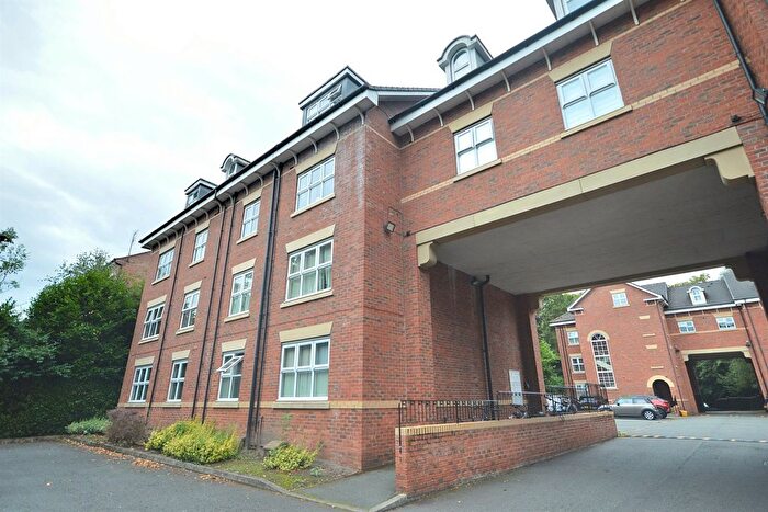 2 Bedroom Flat To Rent In The Pines, Sale, M33