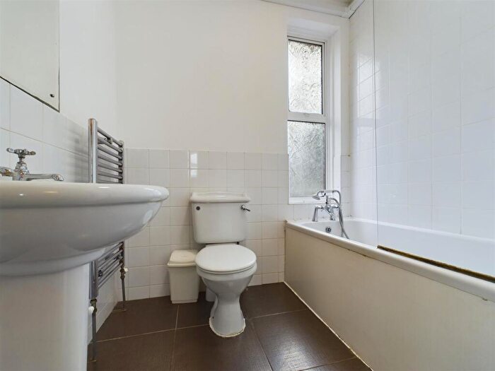4 Bedroom Terraced House To Rent In Riley Road, Brighton, East Sussex, BN2
