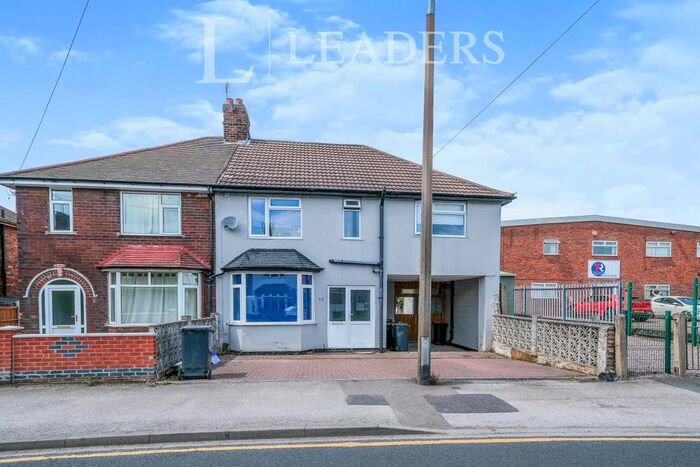 5 Bedroom Semi-Detached House To Rent In Lilac Grove, Beeston, Nottingham, NG9