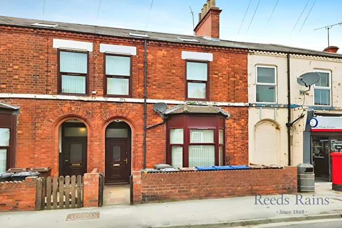 2 Bedroom Flat To Rent In Doncaster Road, Selby, North Yorkshire, YO8